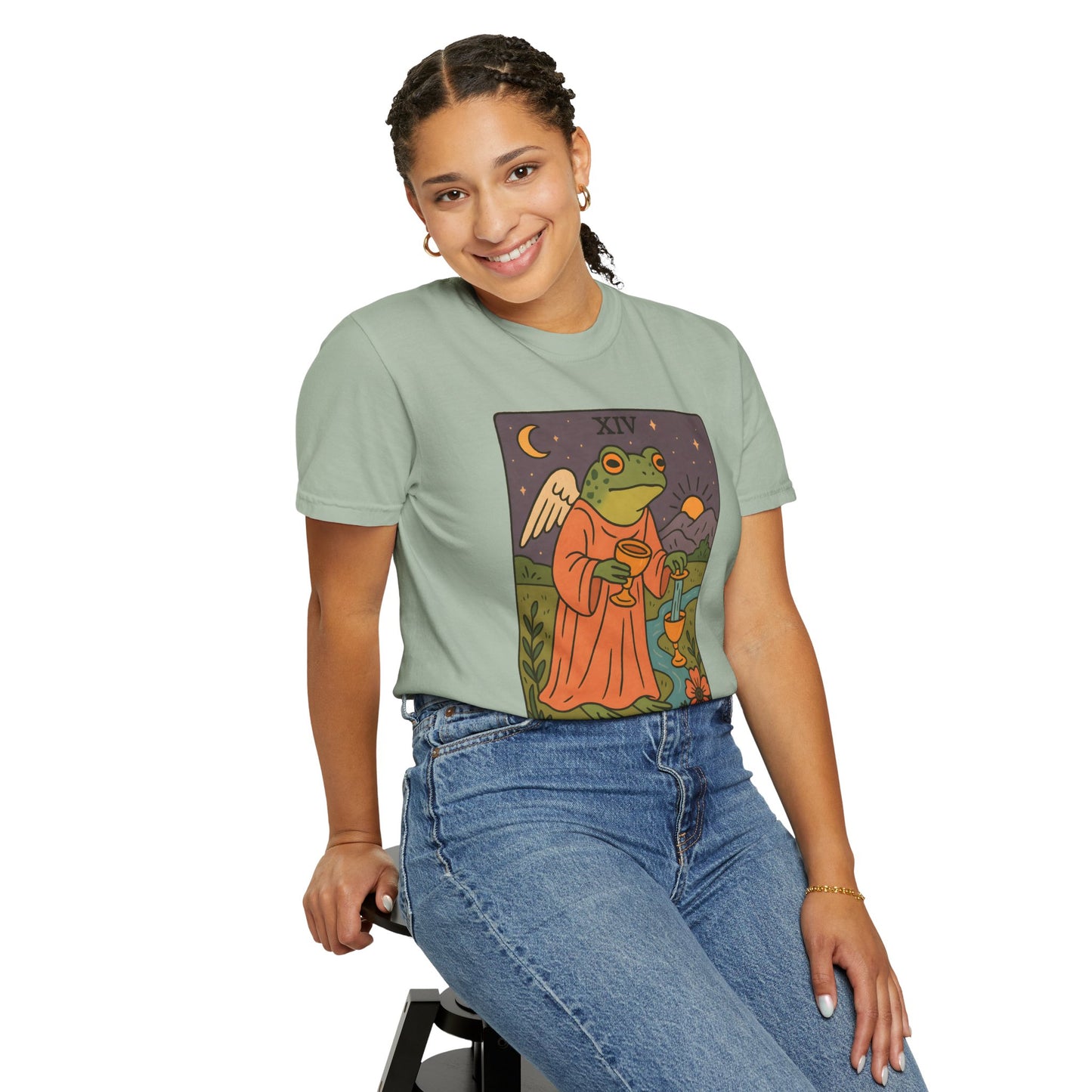 Frog Temperance T-Shirt | Unisex Vintage Style Tee for Nature Lovers, Tarot Fans, Eco-Friendly Gift, Bohemian Apparel, Casual Wear